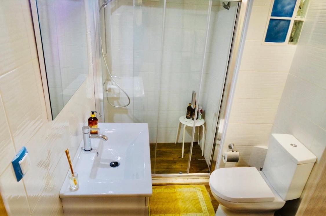 Blue Grand Di Giorgio 10 Mins From The Port. * Piraeus
